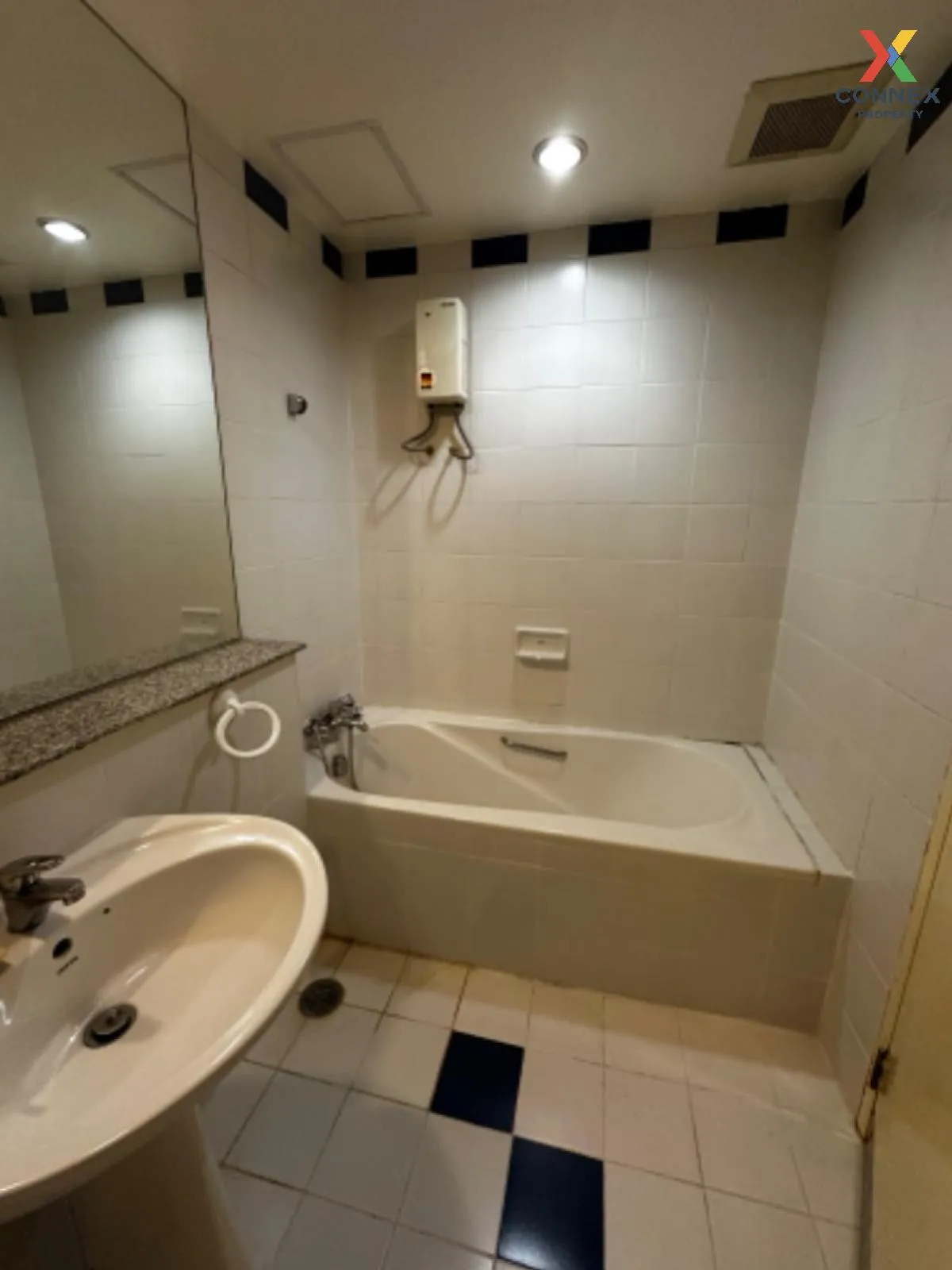 เช่าคอนโด  บ้าน นนทรี ช่องนนทรี เขต ยานนาวา กรุงเทพ CX-91829