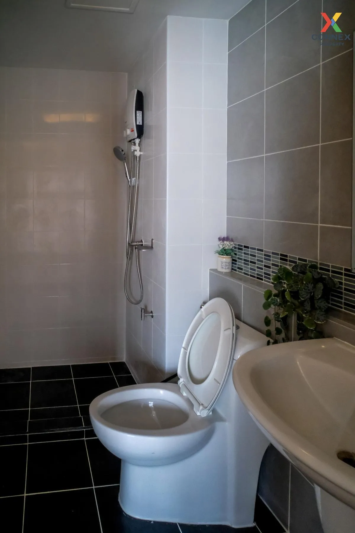 ขายคอนโด  ดี คอนโด รามคำแหง 64 หัวหมาก เขต บางกะปิ กรุงเทพ CX-918