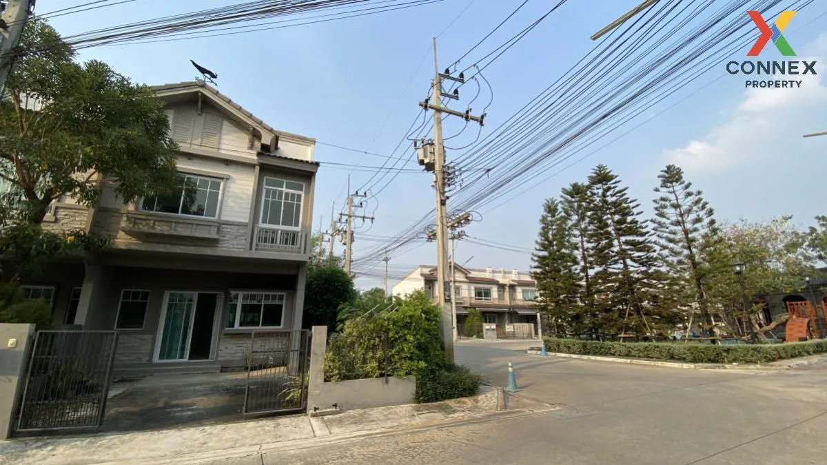 For Sale Townhouse/Townhome  , Indy Rangsit-Klong 2 , nice view , 2