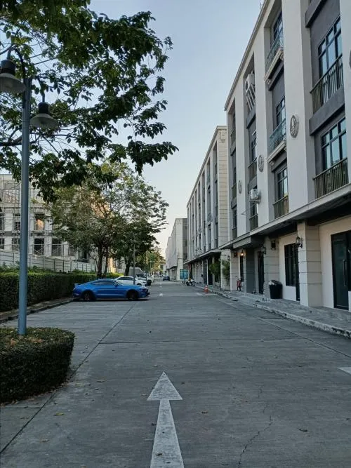 For Sale Commercial Building , Chic District Ram 53 , Wang Thong Lang , Wang Thong Lang , Bangkok , CX-91983 For Sale Commercial Building , Chic District Ram 53 , Wang Thong Lang , Wang Thong Lang , Bangkok , CX-91983