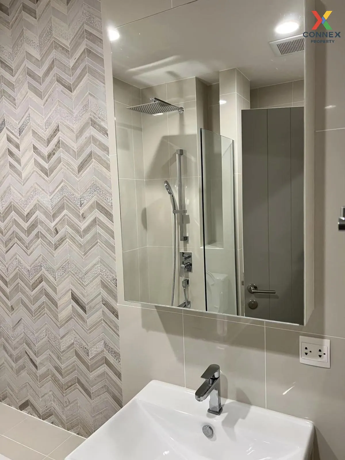 For Rent Condo , Oka Haus Sukhumvit 36 , BTS-Thong Lo , Khlong Ta