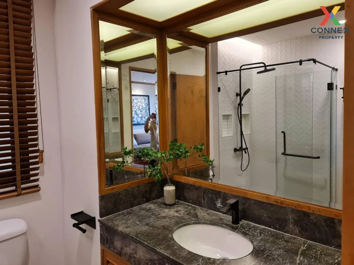 For Rent Condo , Baan Chao Praya , river view , BTS-Khlong San , 