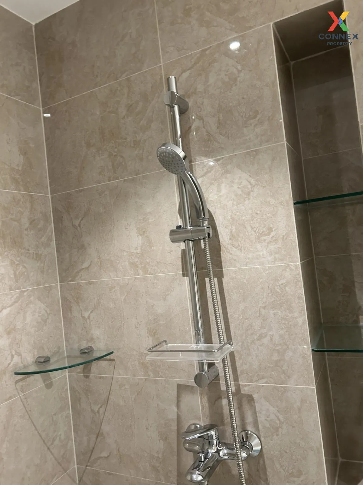 For Rent Condo , Regal Sathon - Naradhiwas , BTS-Chong Nonsi , Th