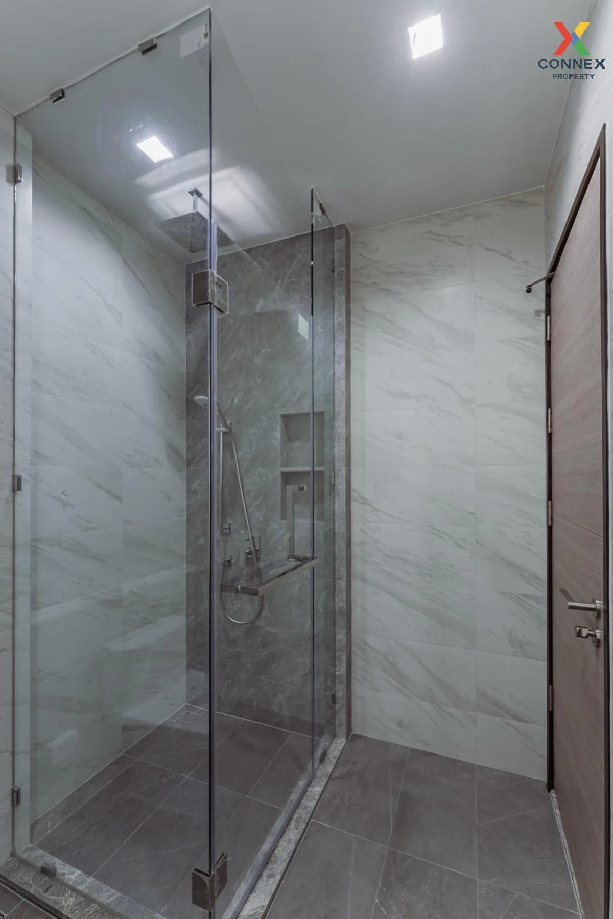 เช่าคอนโด  เดอะ เครสท์ พาร์ค เรสซิเดนซ์  รีโนเวทใหม่ MRT-พหลโยธิน