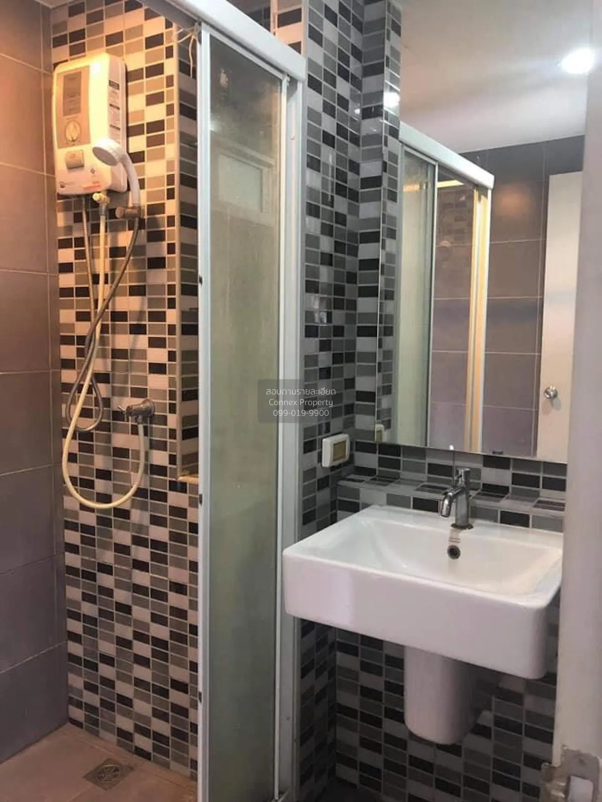 ขายคอนโด  ดีคอนโด รามคำแหง หัวหมาก เขต บางกะปิ กรุงเทพ CX-92210