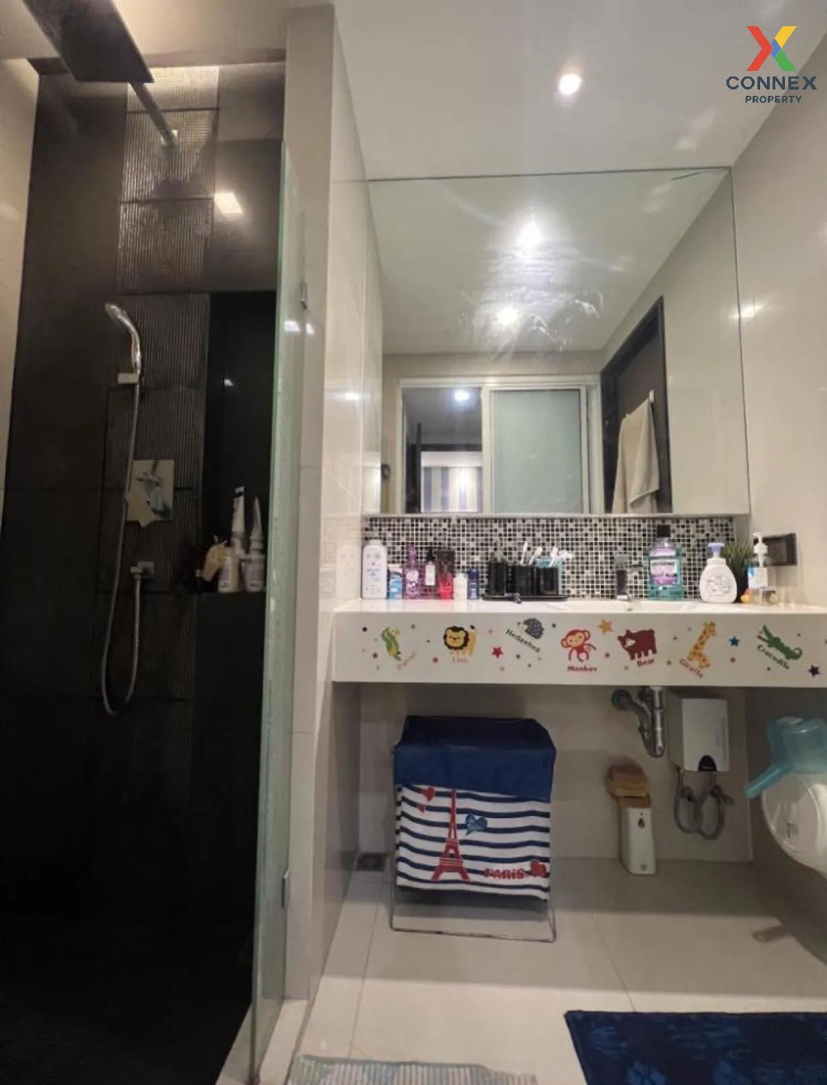 For Sale Condo , RHYTHM Sukhumvit 44/1 , high floor , BTS-Phra Kh For Sale Condo , RHYTHM Sukhumvit 44/1 , high floor , BTS-Phra Kh