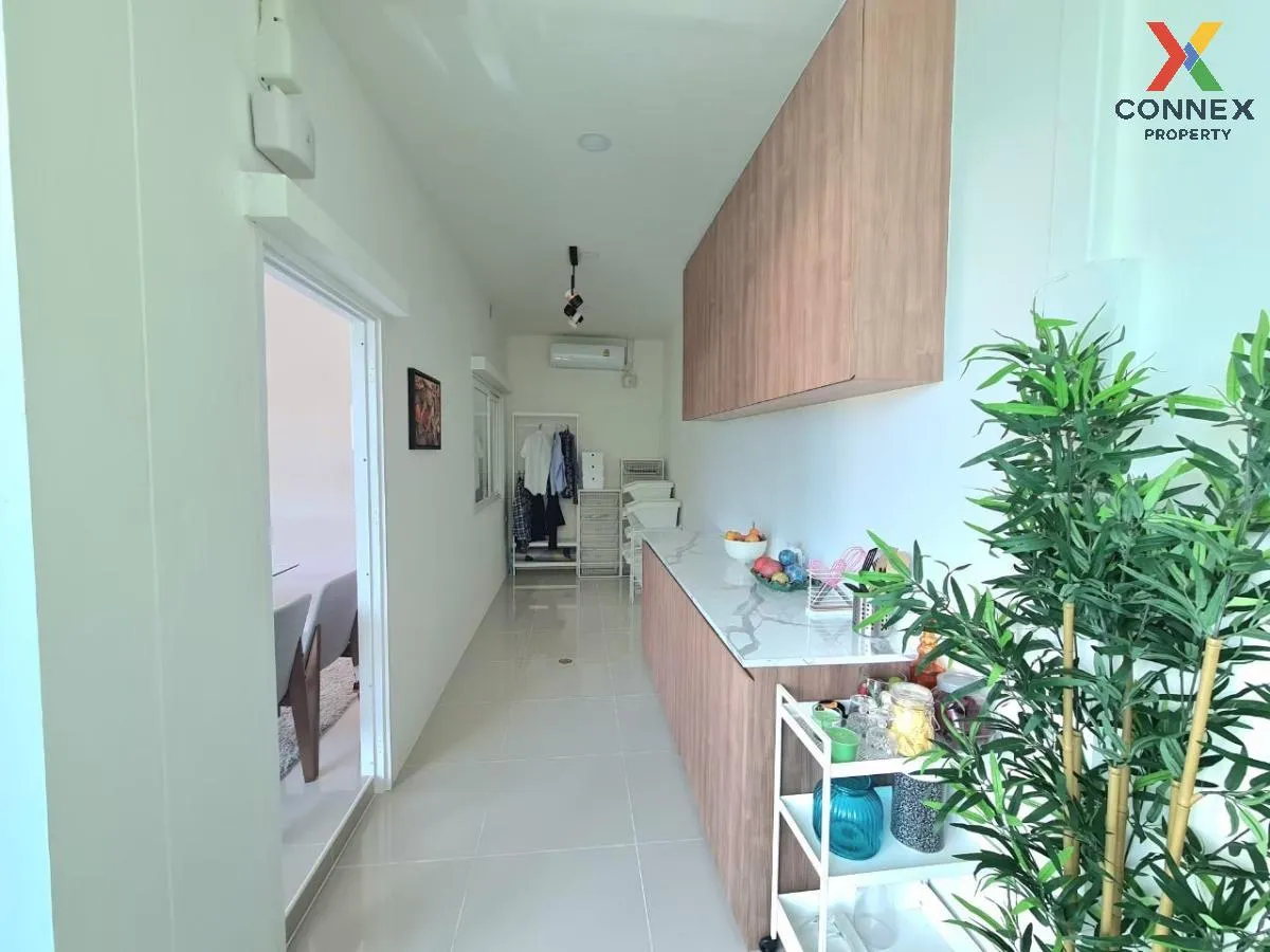 For Sale Townhouse/Townhome  , Kaomongkol village Bhuddhamonthon  For Sale Townhouse/Townhome  , Kaomongkol village Bhuddhamonthon