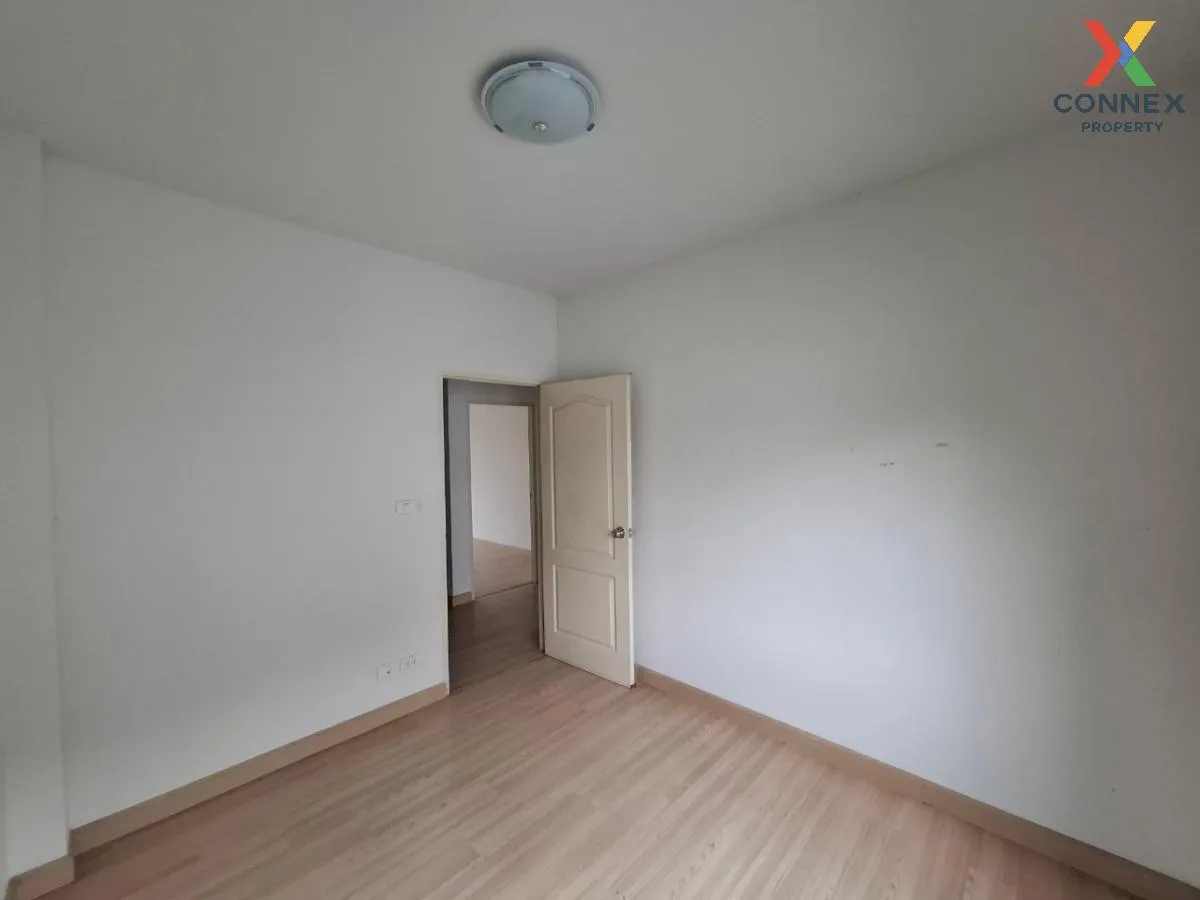 For Sale Townhouse/Townhome  , Tada Town Aura , Nong Kham , Si Ra