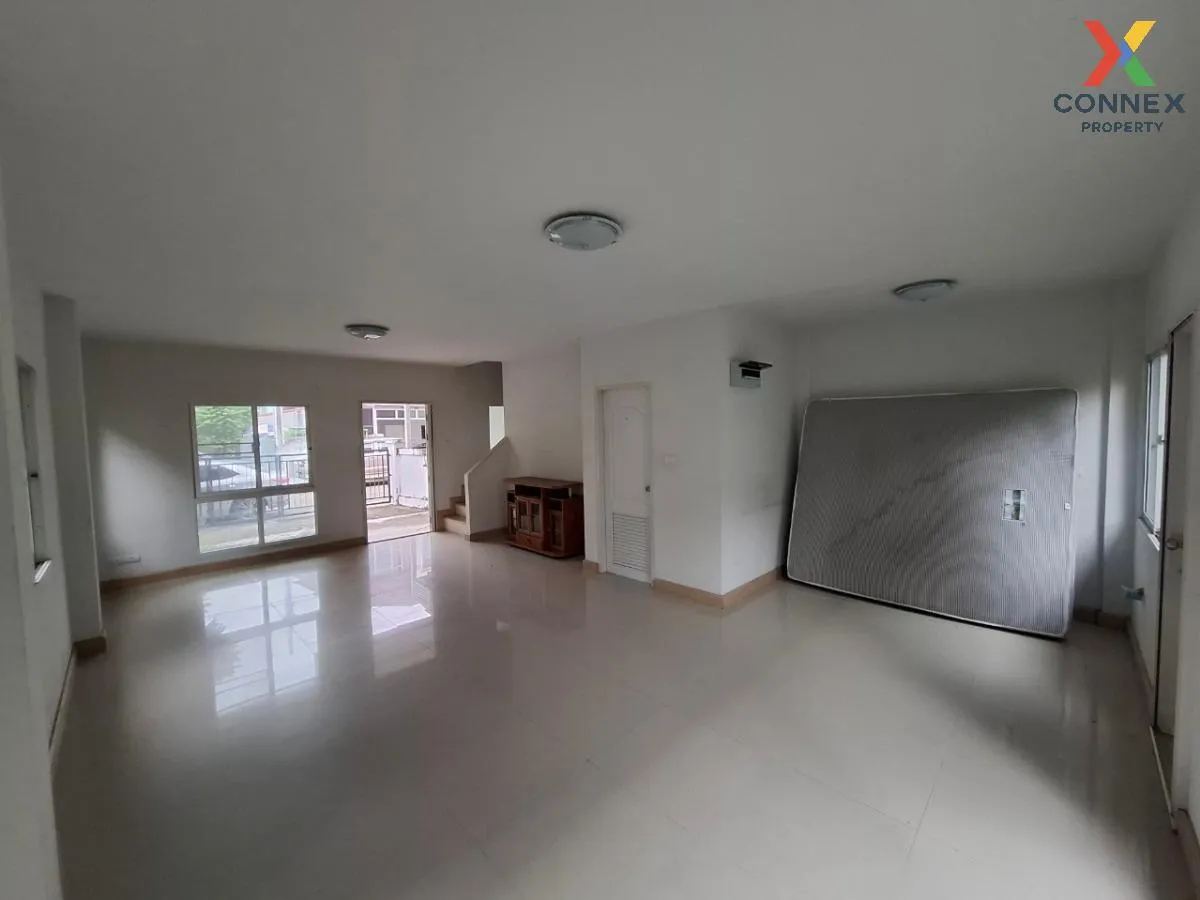 For Sale Townhouse/Townhome  , Tada Town Aura , Nong Kham , Si Ra