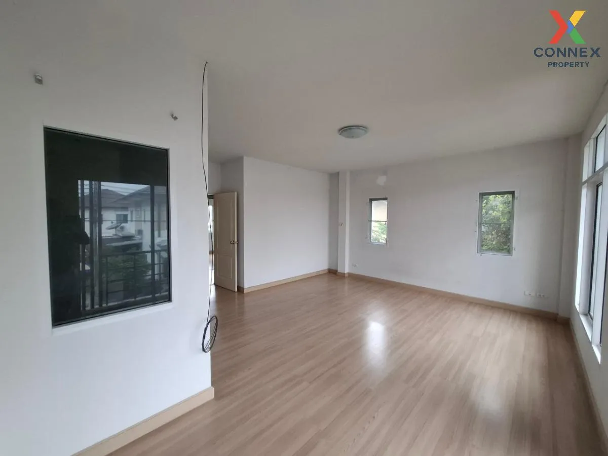 For Sale Townhouse/Townhome  , Tada Town Aura , Nong Kham , Si Ra