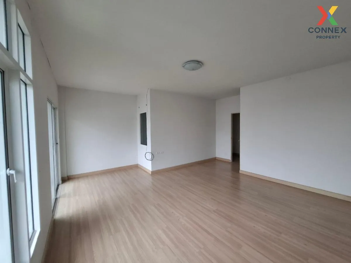 For Sale Townhouse/Townhome  , Tada Town Aura , Nong Kham , Si Ra