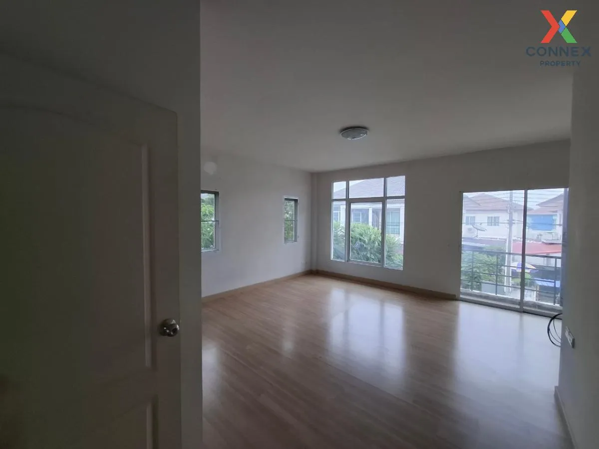 For Sale Townhouse/Townhome  , Tada Town Aura , Nong Kham , Si Ra