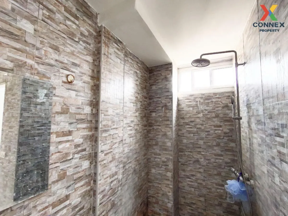 For Sale Commercial Building , Sai 4 Square , Krathum Lom , Sam P