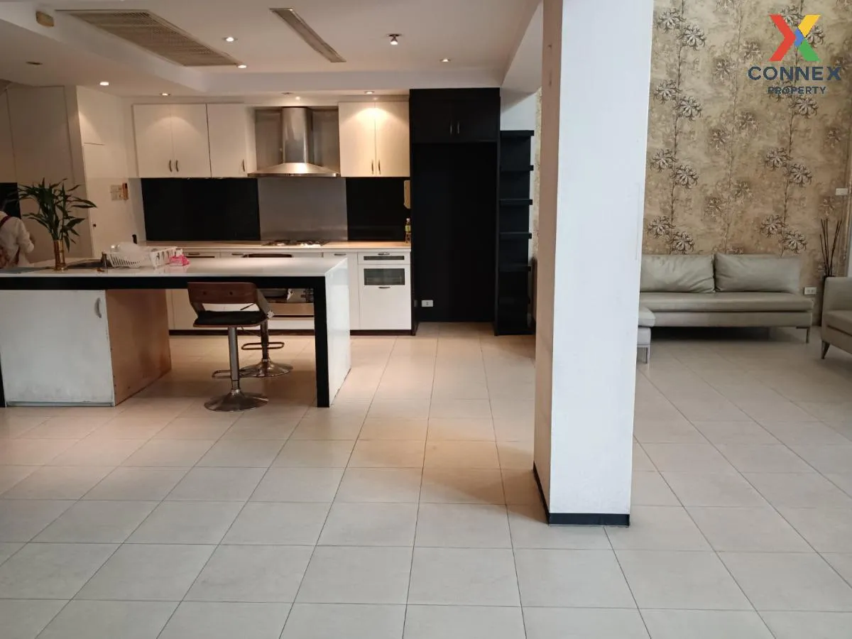 For Sale Commercial Building 4 storey Huai Kwang , Sam Saen Nok , For Sale Commercial Building 4 storey Huai Kwang , Sam Saen Nok ,