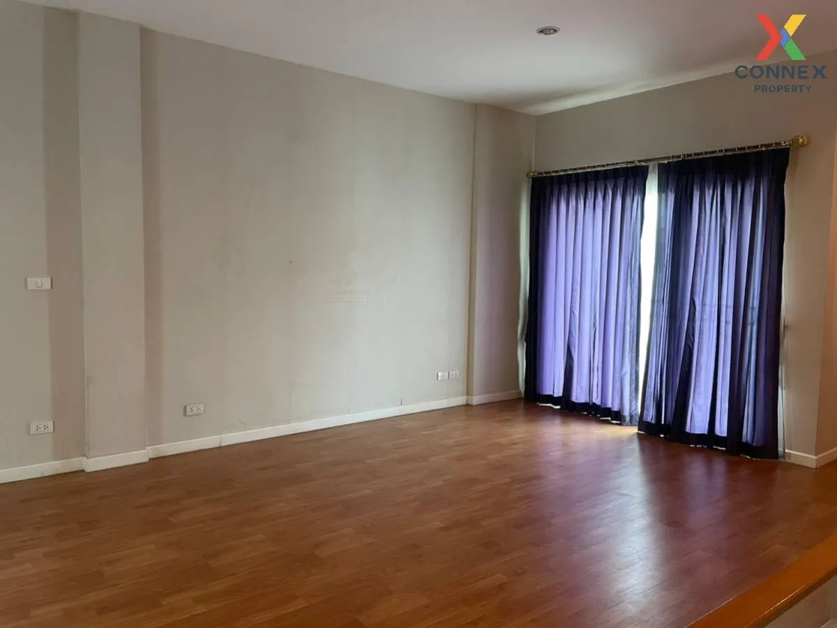 เช่าทาวน์เฮ้าส์/ทาวน์โฮม  เมโทร พาร์ค สาทร (TownHouse) BTS-วุฒากา