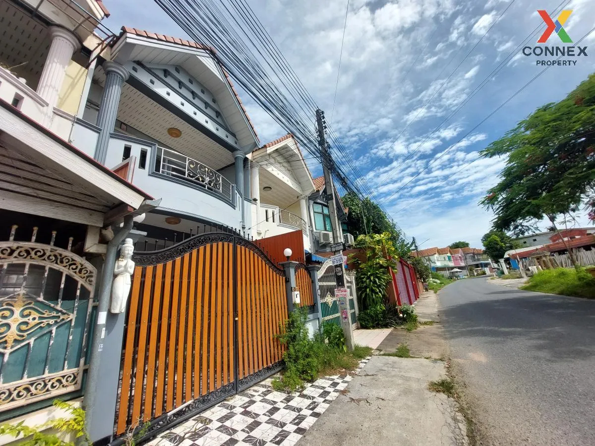 ขายทาวน์เฮ้าส์ 2 ชั้น เขาตาโล ชลบุรี เมืองพัทยา บางละมุง ชลบุรี C 2