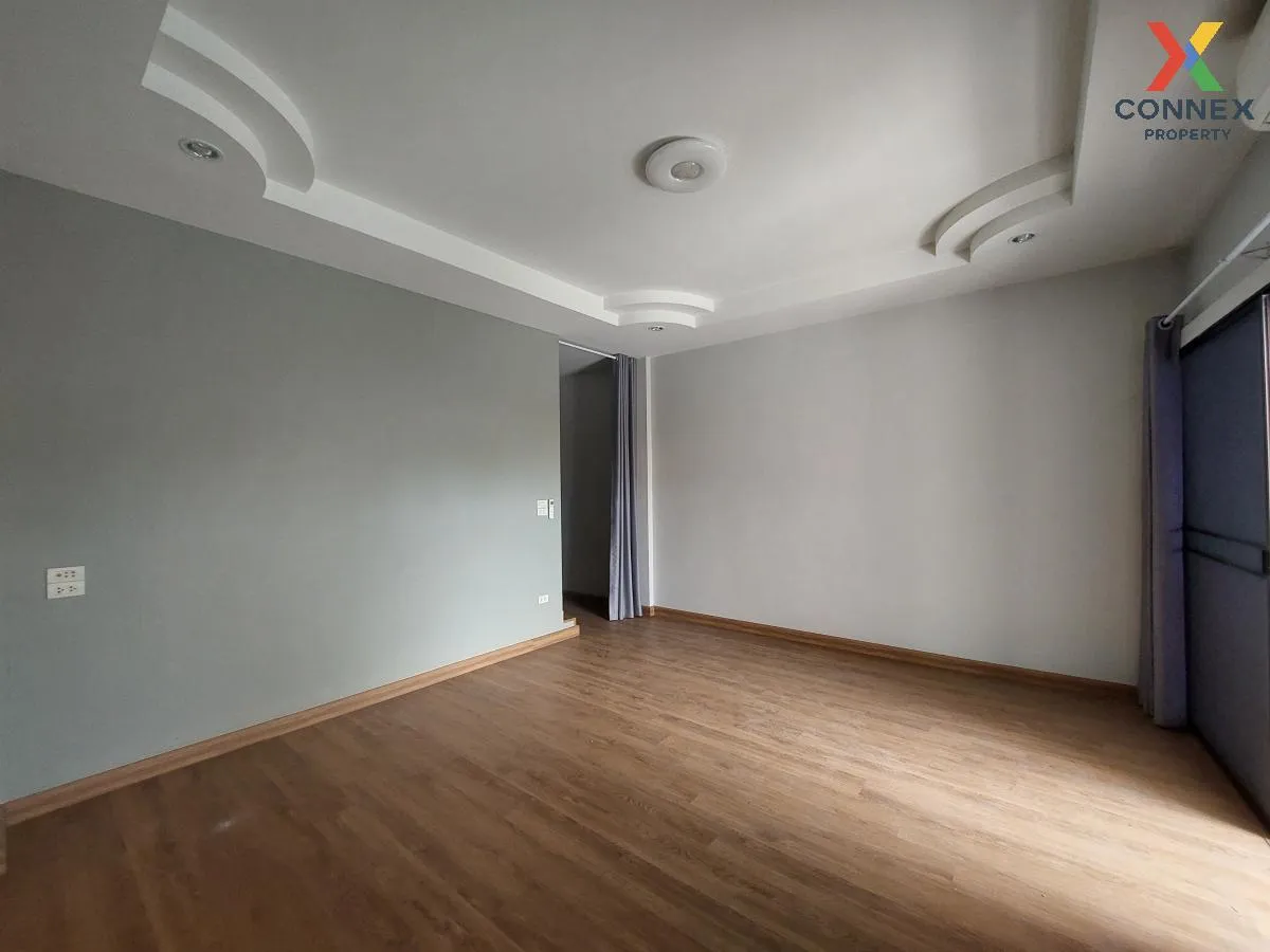 ขายทาวน์เฮ้าส์ 2 ชั้น เขาตาโล ชลบุรี เมืองพัทยา บางละมุง ชลบุรี C