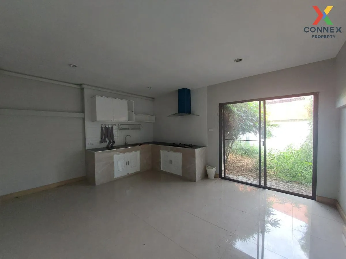 ขายทาวน์เฮ้าส์ 2 ชั้น เขาตาโล ชลบุรี เมืองพัทยา บางละมุง ชลบุรี C