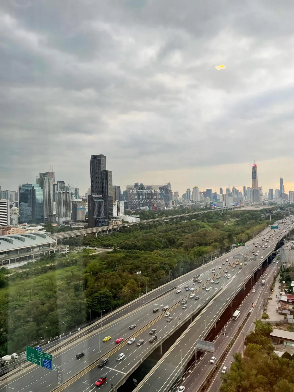 ขายคอนโด  ไลฟ์ อโศก ไฮป์ พระราม 9 MRT-พระราม 9 มักกะสัน เขต ราชเท