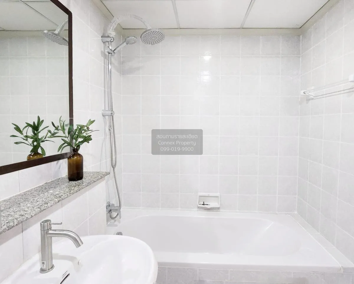 For Sale Condo , Supalai Park Phaholyothin , high floor , BTS-Pha