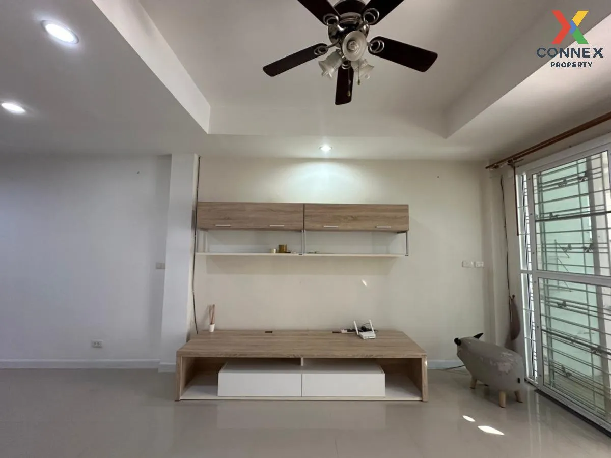 For Sale townhome, 2 storey,  soi  Lat Phrao 110 Yeak  3, , Wang  4