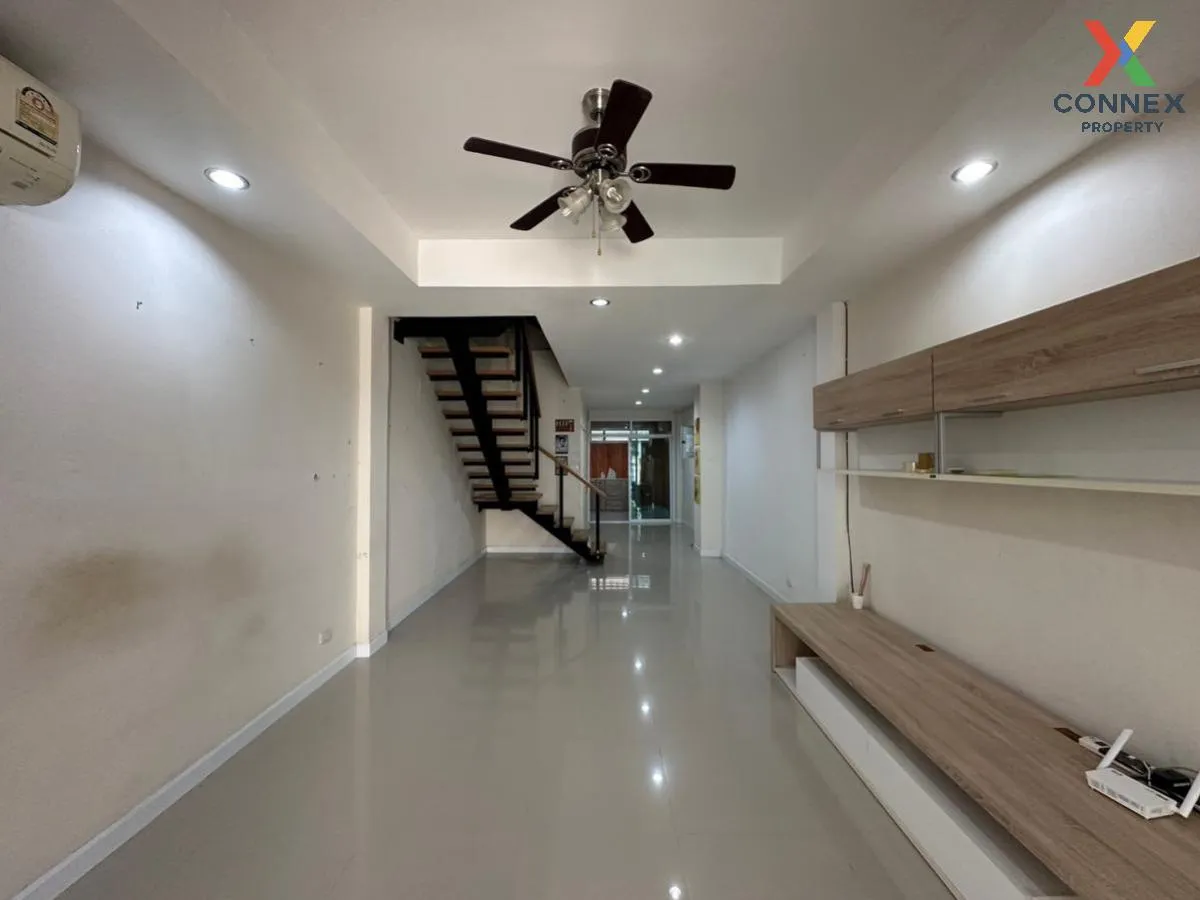 For Sale townhome, 2 storey,  soi  Lat Phrao 110 Yeak  3, , Wang 