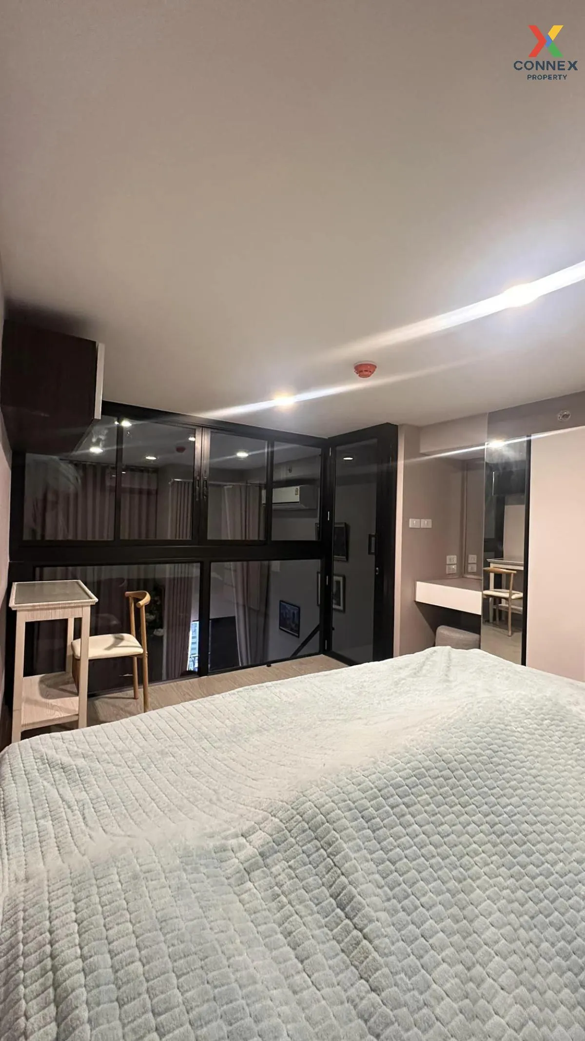 เช่าคอนโด  ออริจิ้น ปลั๊ก แอนด์ เพลย์ รามคำแหง ทริปเปิ้ล สเตชั่น  4