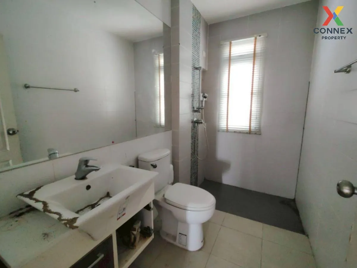 ขายบ้าน  บางกอก บูเลอวาร์ด ปิ่นเกล้า-เพชรเกษม หน้ากว้าง กระทุ่มล้