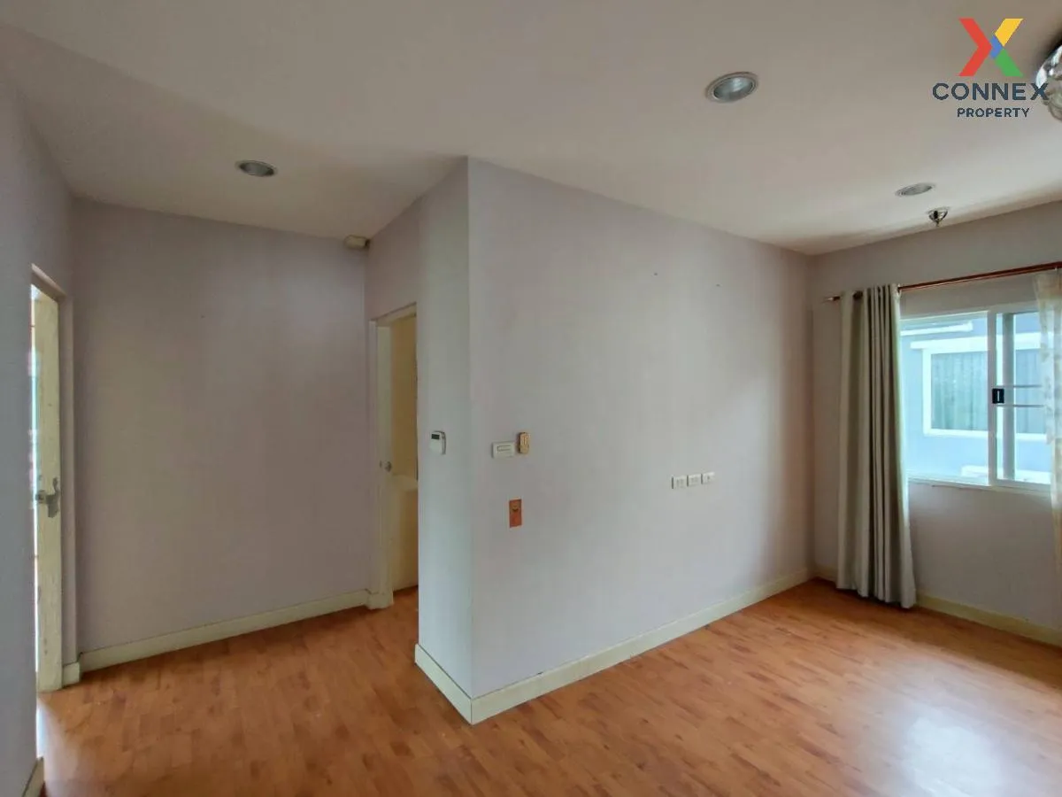 ขายบ้าน  บางกอก บูเลอวาร์ด ปิ่นเกล้า-เพชรเกษม หน้ากว้าง กระทุ่มล้