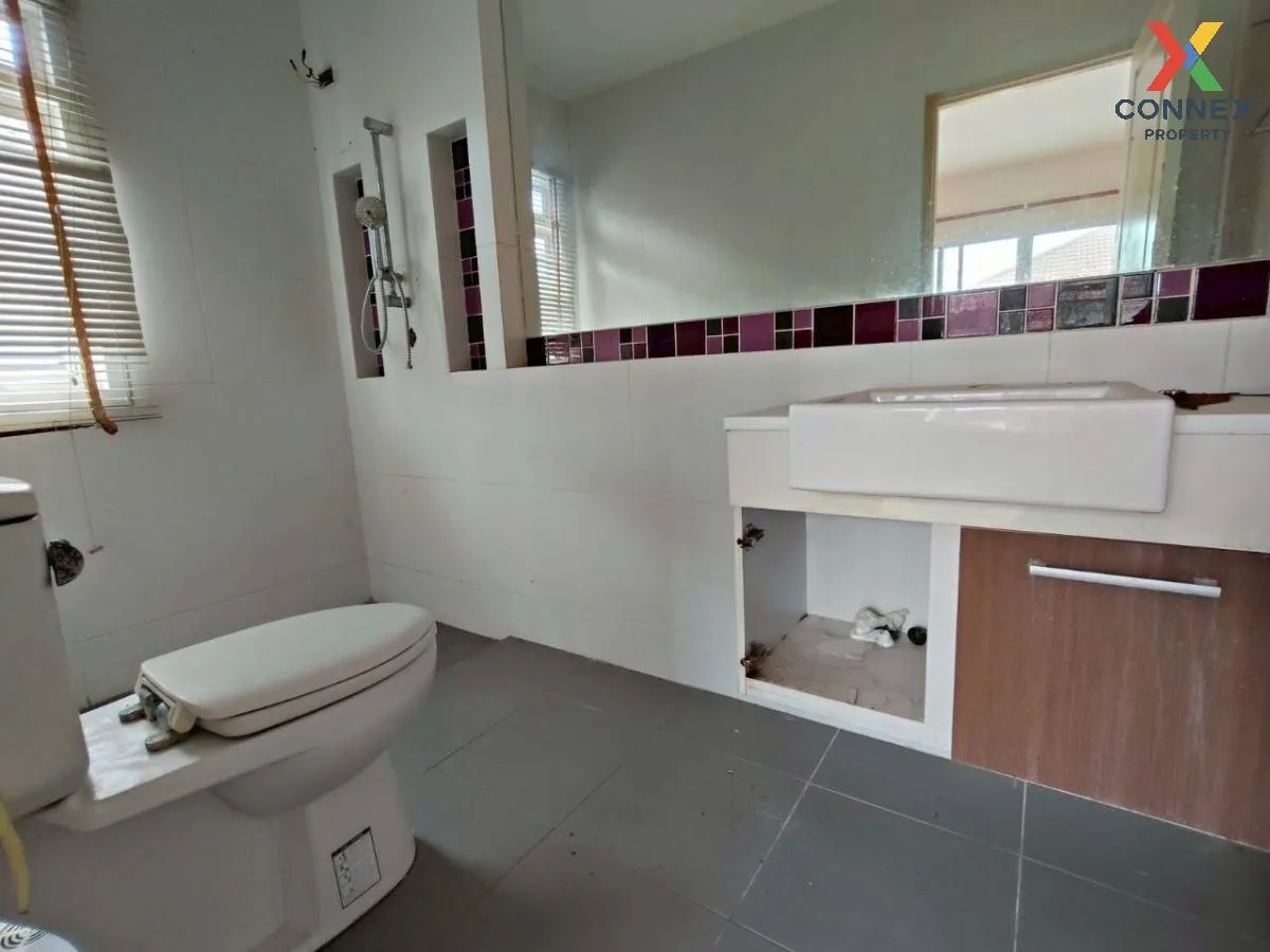 ขายบ้าน  บางกอก บูเลอวาร์ด ปิ่นเกล้า-เพชรเกษม หน้ากว้าง กระทุ่มล้