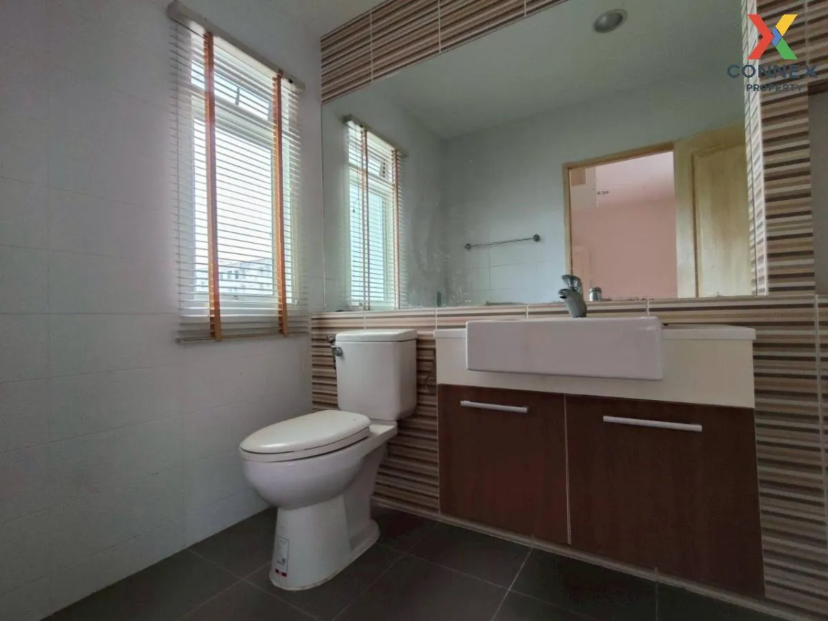 ขายบ้าน  บางกอก บูเลอวาร์ด ปิ่นเกล้า-เพชรเกษม หน้ากว้าง กระทุ่มล้