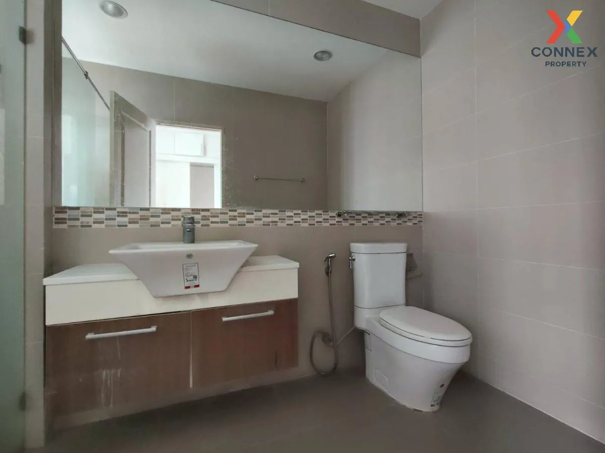 ขายบ้าน  บางกอก บูเลอวาร์ด ปิ่นเกล้า-เพชรเกษม หน้ากว้าง กระทุ่มล้