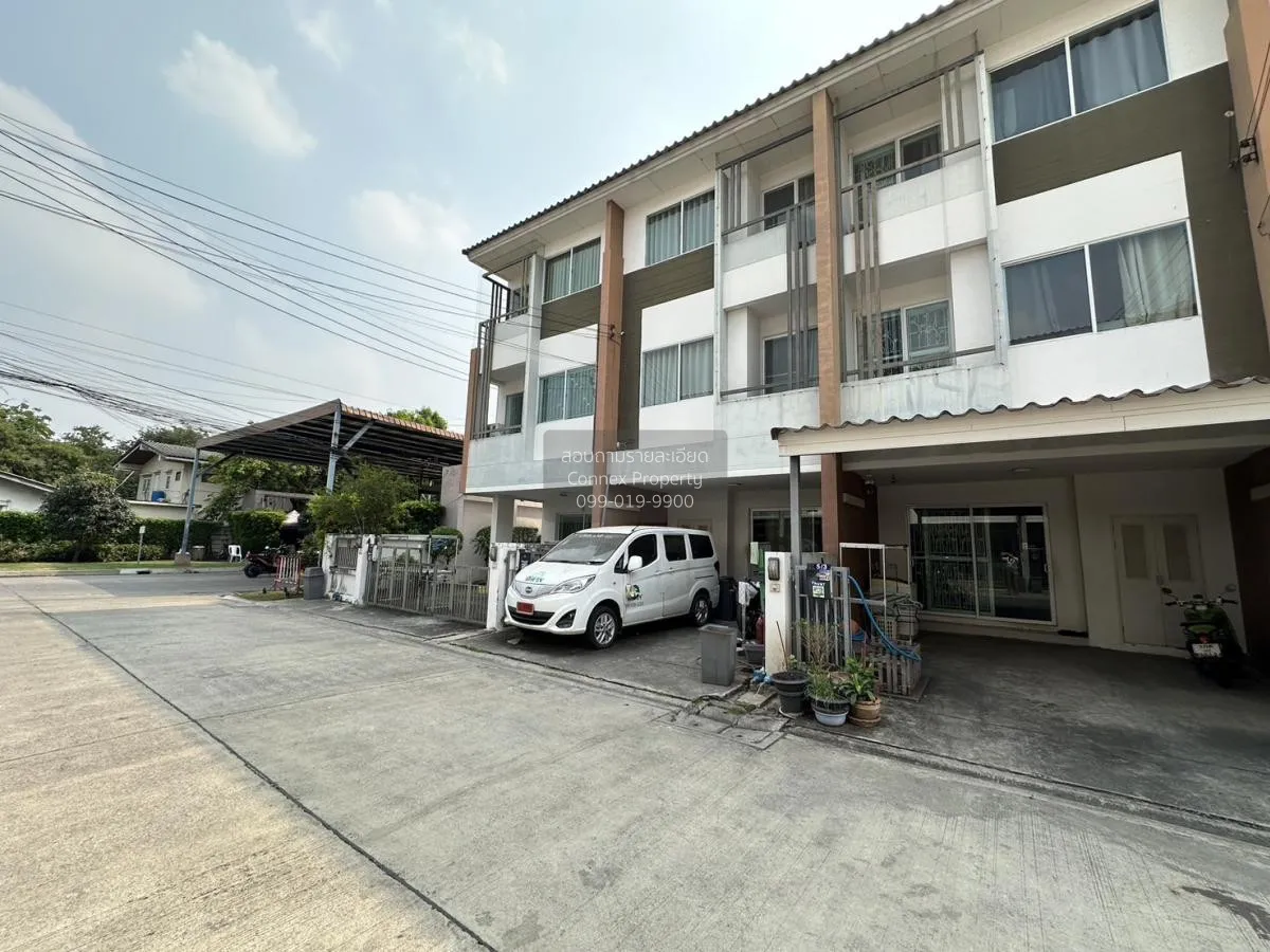 For Sale Townhouse/Townhome  , The Trust City , Bang Yai , Bang B