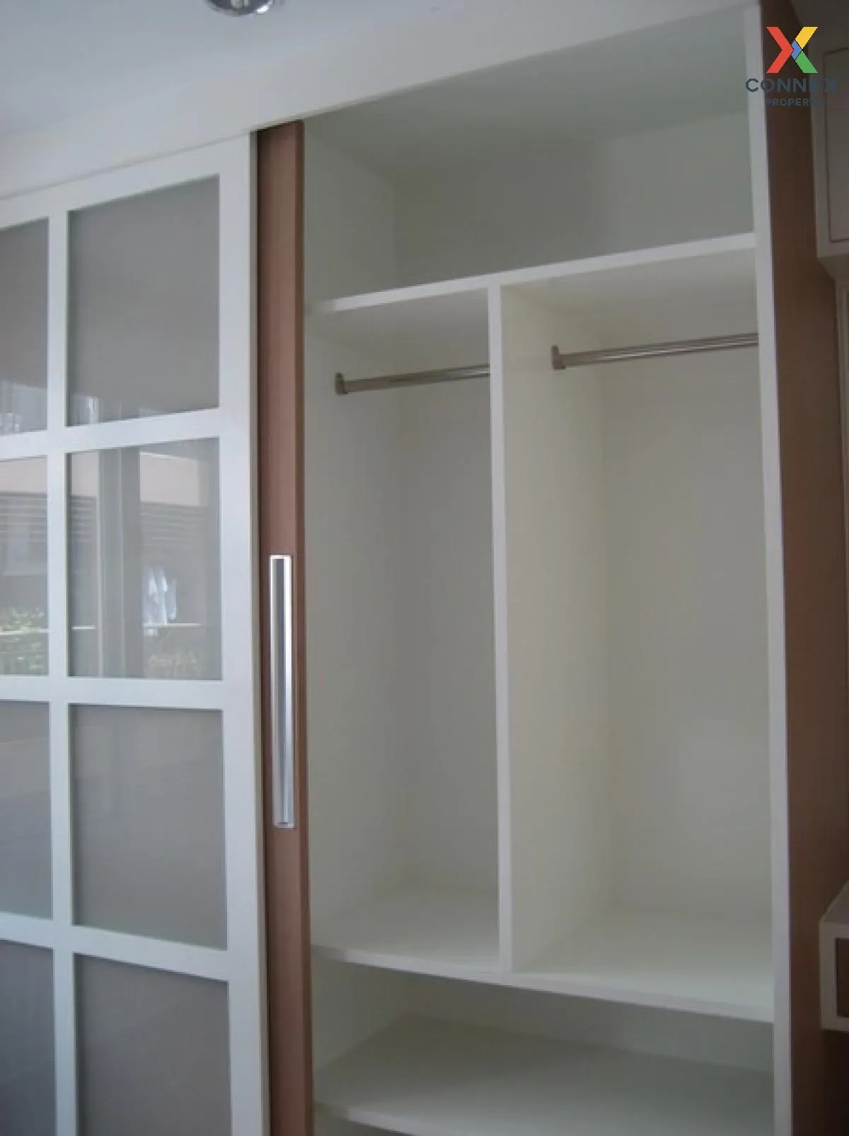 For Rent Condo , Lumpini Ville Cultural Center , MRT-Huai Khwang 