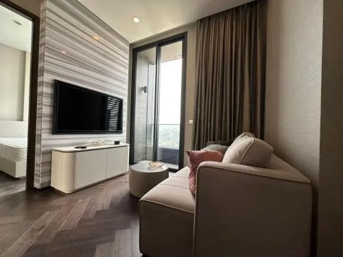 เช่าคอนโด  ดิ เอส สุขุมวิท 36 BTS-ทองหล่อ พระโขนง เขต คลองเตย กรุงเทพ CX-92796