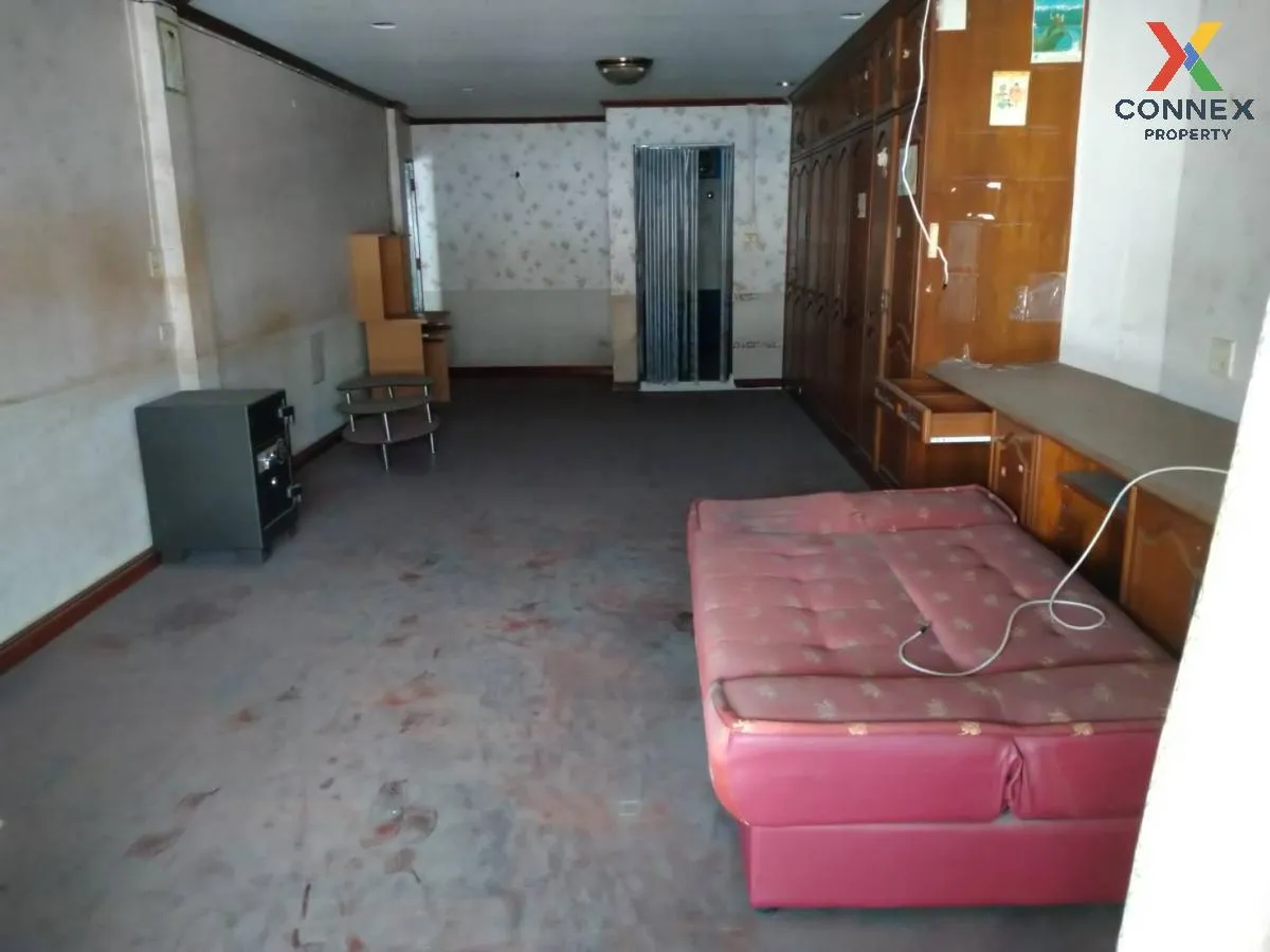 For Sale Commercial buildings​ Pinklao , high floor , wide fronta