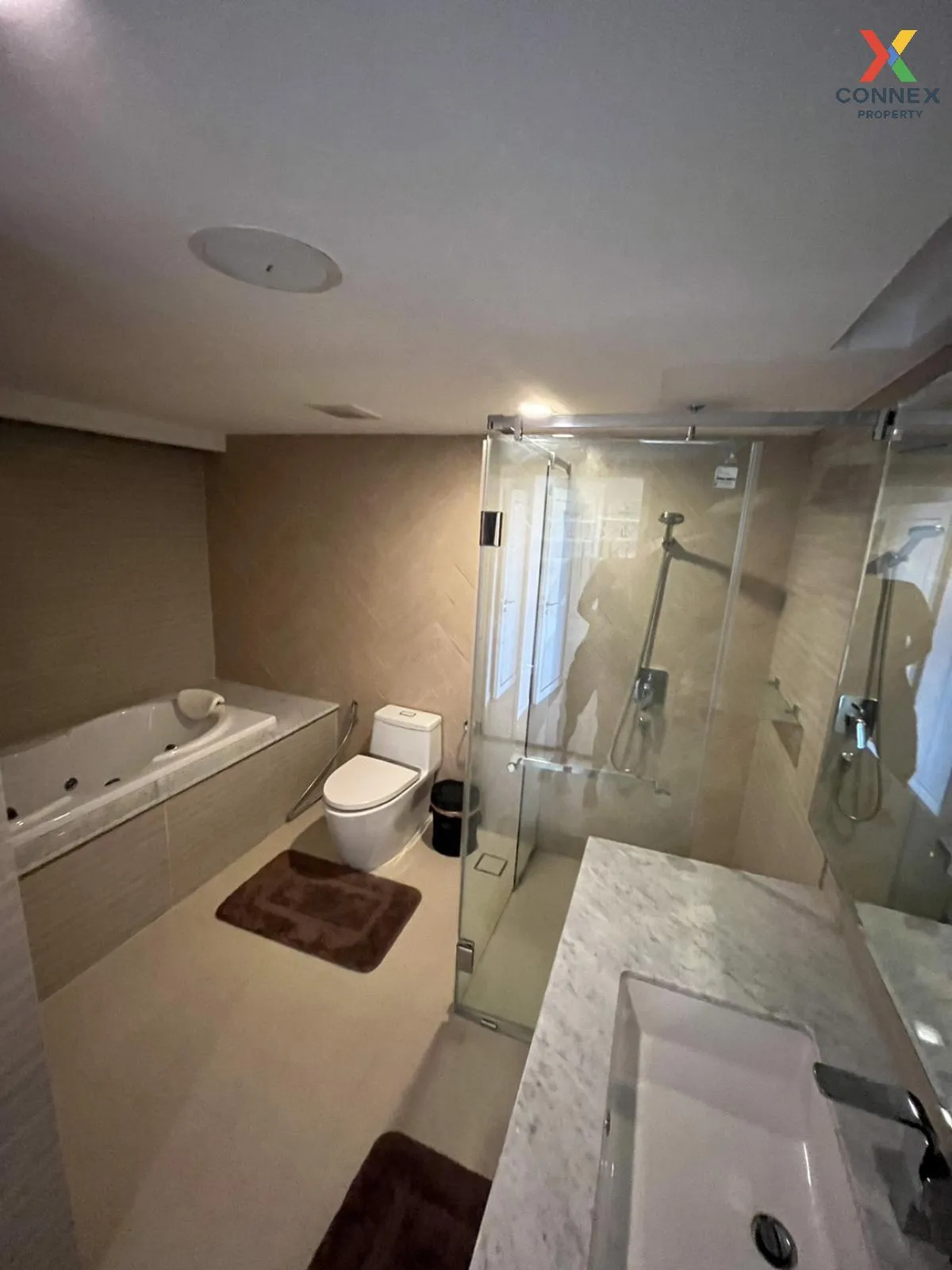 ขายคอนโด  สเตท ทาวเวอร์ BTS-สะพานตากสิน สีลม เขต บางรัก กรุงเทพ C ขายคอนโด  สเตท ทาวเวอร์ BTS-สะพานตากสิน สีลม เขต บางรัก กรุงเทพ C