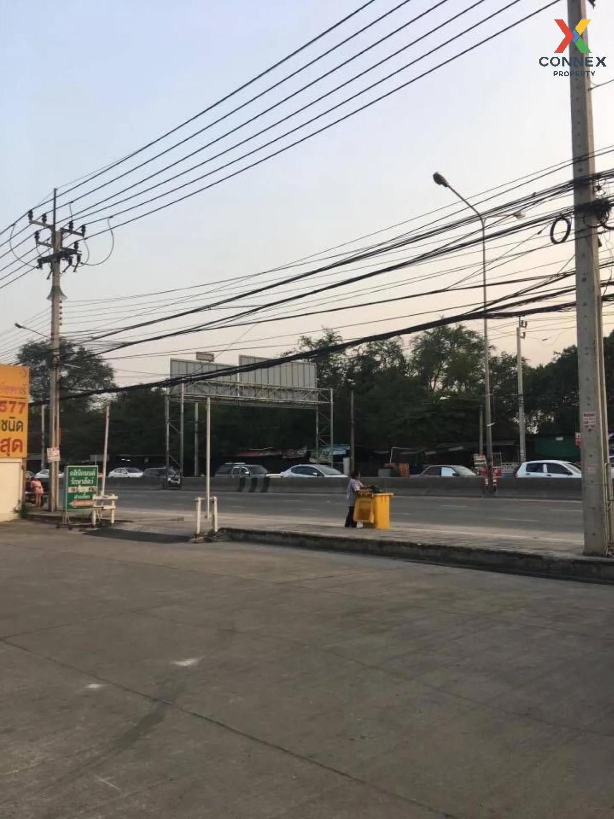 For Sale commercial building, 5 storey, Eua-Athorn, Bang Bua Thon