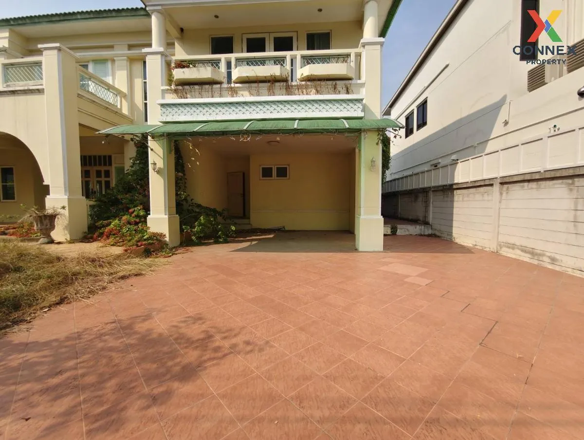 For Sale House ,  Maneeya Masterpiece Rattanathibet , corner unit 3