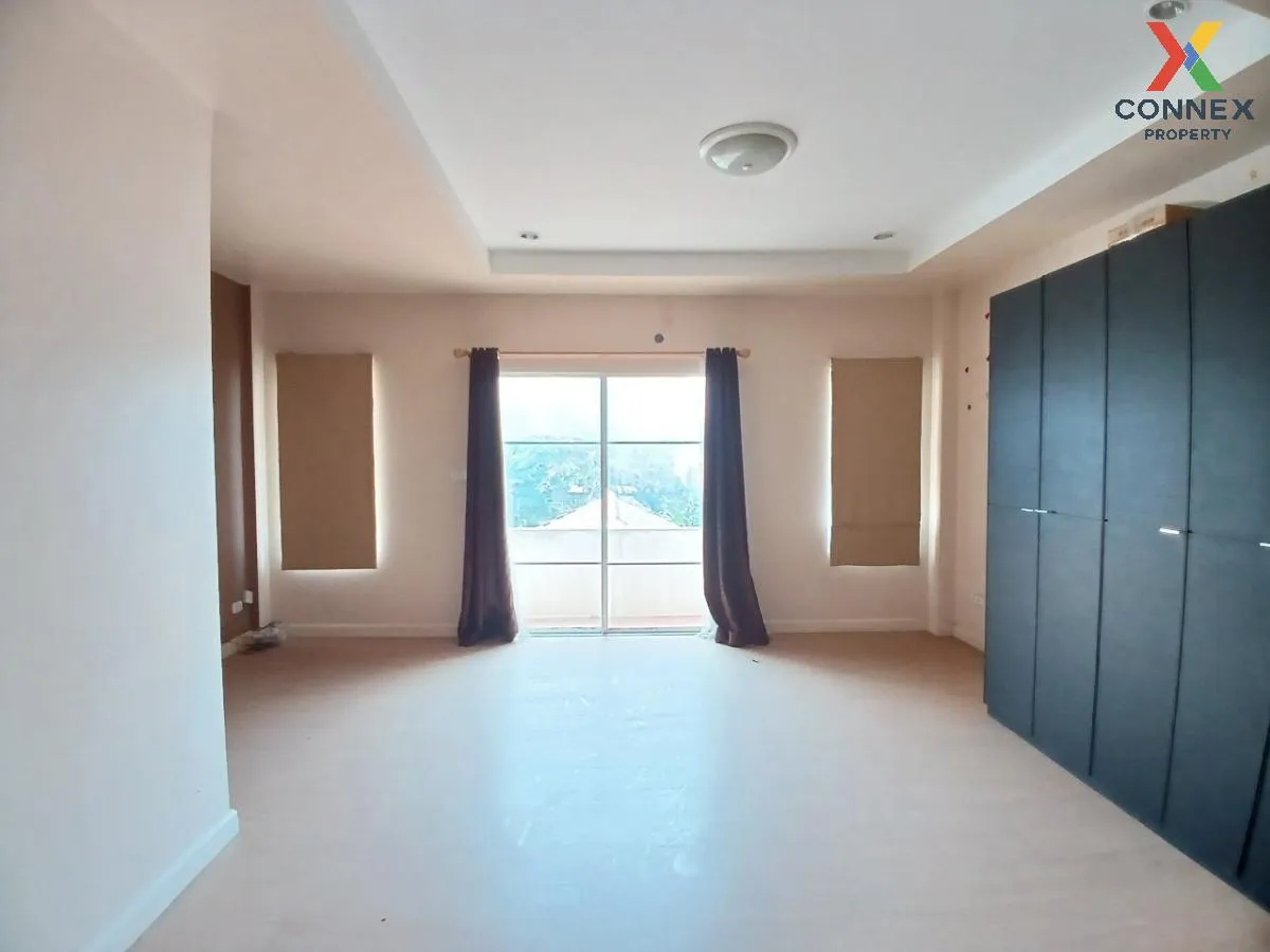 ขายบ้าน  ธนาสิริ ปิ่นเกล้า - ราชพฤกษ์ วิวสวย ห้องมุม หน้ากว้าง MR ขายบ้าน  ธนาสิริ ปิ่นเกล้า - ราชพฤกษ์ วิวสวย ห้องมุม หน้ากว้าง MR