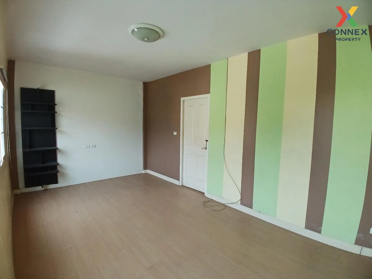 ขายบ้าน  ธนาสิริ ปิ่นเกล้า - ราชพฤกษ์ วิวสวย ห้องมุม หน้ากว้าง MR ขายบ้าน  ธนาสิริ ปิ่นเกล้า - ราชพฤกษ์ วิวสวย ห้องมุม หน้ากว้าง MR