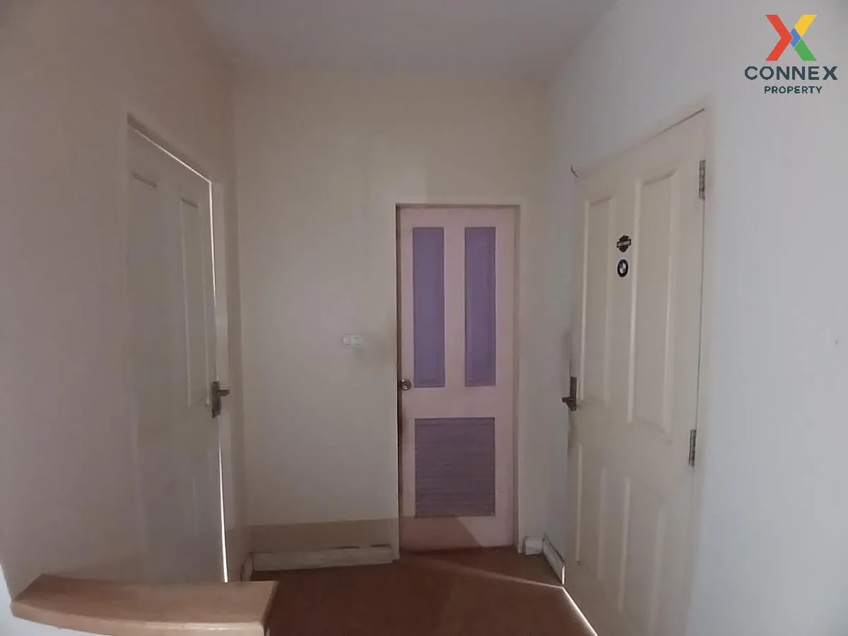 ขายบ้าน  ธนาสิริ ปิ่นเกล้า - ราชพฤกษ์ วิวสวย ห้องมุม หน้ากว้าง MR ขายบ้าน  ธนาสิริ ปิ่นเกล้า - ราชพฤกษ์ วิวสวย ห้องมุม หน้ากว้าง MR