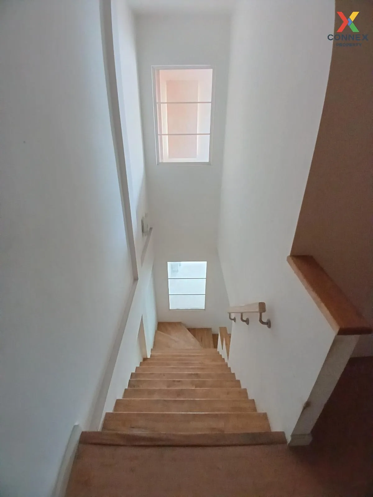 ขายบ้าน  ธนาสิริ ปิ่นเกล้า - ราชพฤกษ์ วิวสวย ห้องมุม หน้ากว้าง MR ขายบ้าน  ธนาสิริ ปิ่นเกล้า - ราชพฤกษ์ วิวสวย ห้องมุม หน้ากว้าง MR