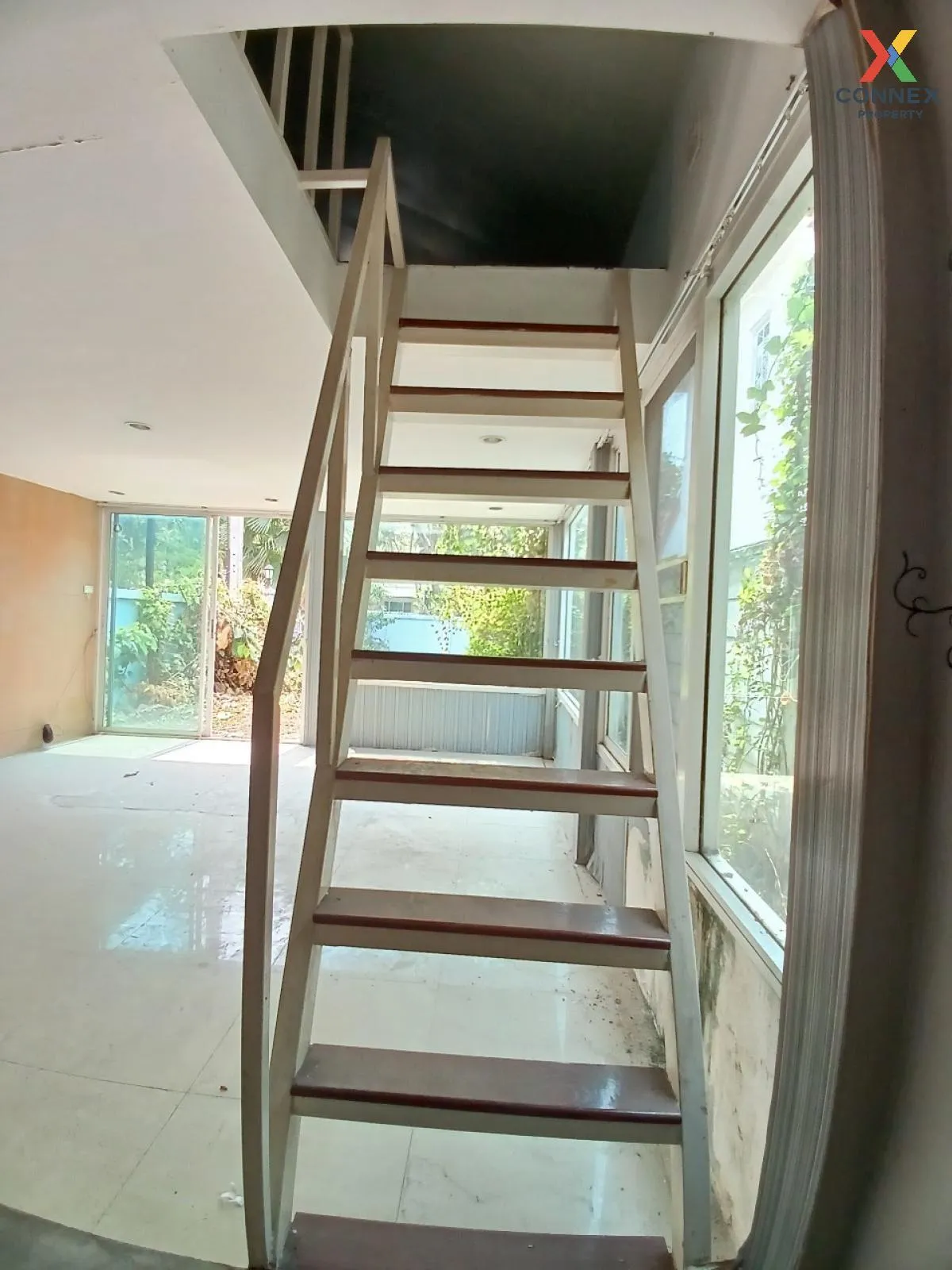 ขายบ้าน  ธนาสิริ ปิ่นเกล้า - ราชพฤกษ์ วิวสวย ห้องมุม หน้ากว้าง MR ขายบ้าน  ธนาสิริ ปิ่นเกล้า - ราชพฤกษ์ วิวสวย ห้องมุม หน้ากว้าง MR