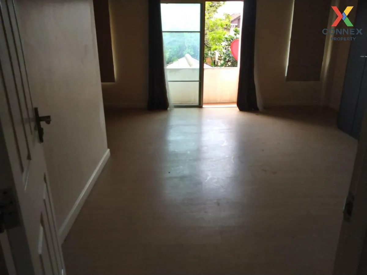 ขายบ้าน  ธนาสิริ ปิ่นเกล้า - ราชพฤกษ์ วิวสวย ห้องมุม หน้ากว้าง MR ขายบ้าน  ธนาสิริ ปิ่นเกล้า - ราชพฤกษ์ วิวสวย ห้องมุม หน้ากว้าง MR