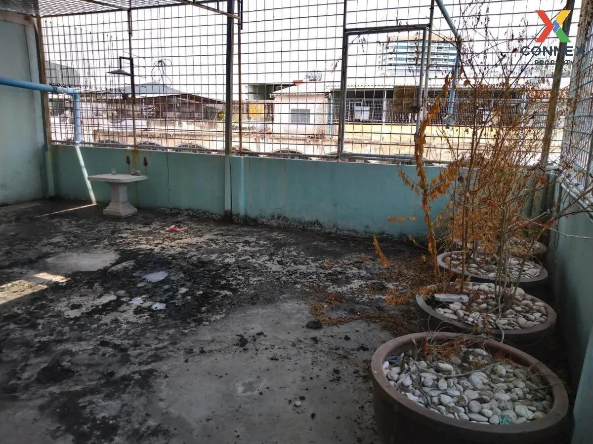 ขายอาคารพาณิชย์ 8 ชั้น ซอยคู้บอน 27 ท่าแร้ง เขต บางเขน กรุงเทพ CX