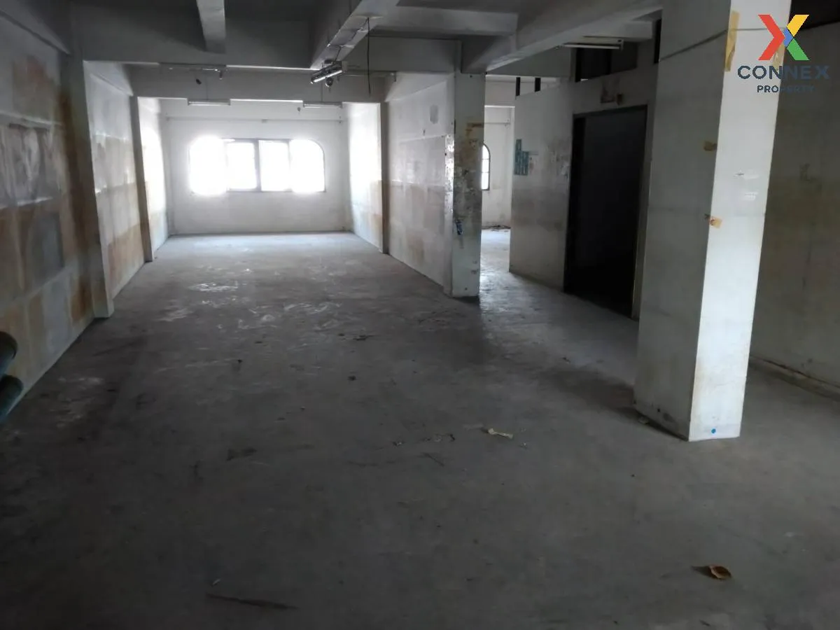 ขายอาคารพาณิชย์ 8 ชั้น ซอยคู้บอน 27 ท่าแร้ง เขต บางเขน กรุงเทพ CX