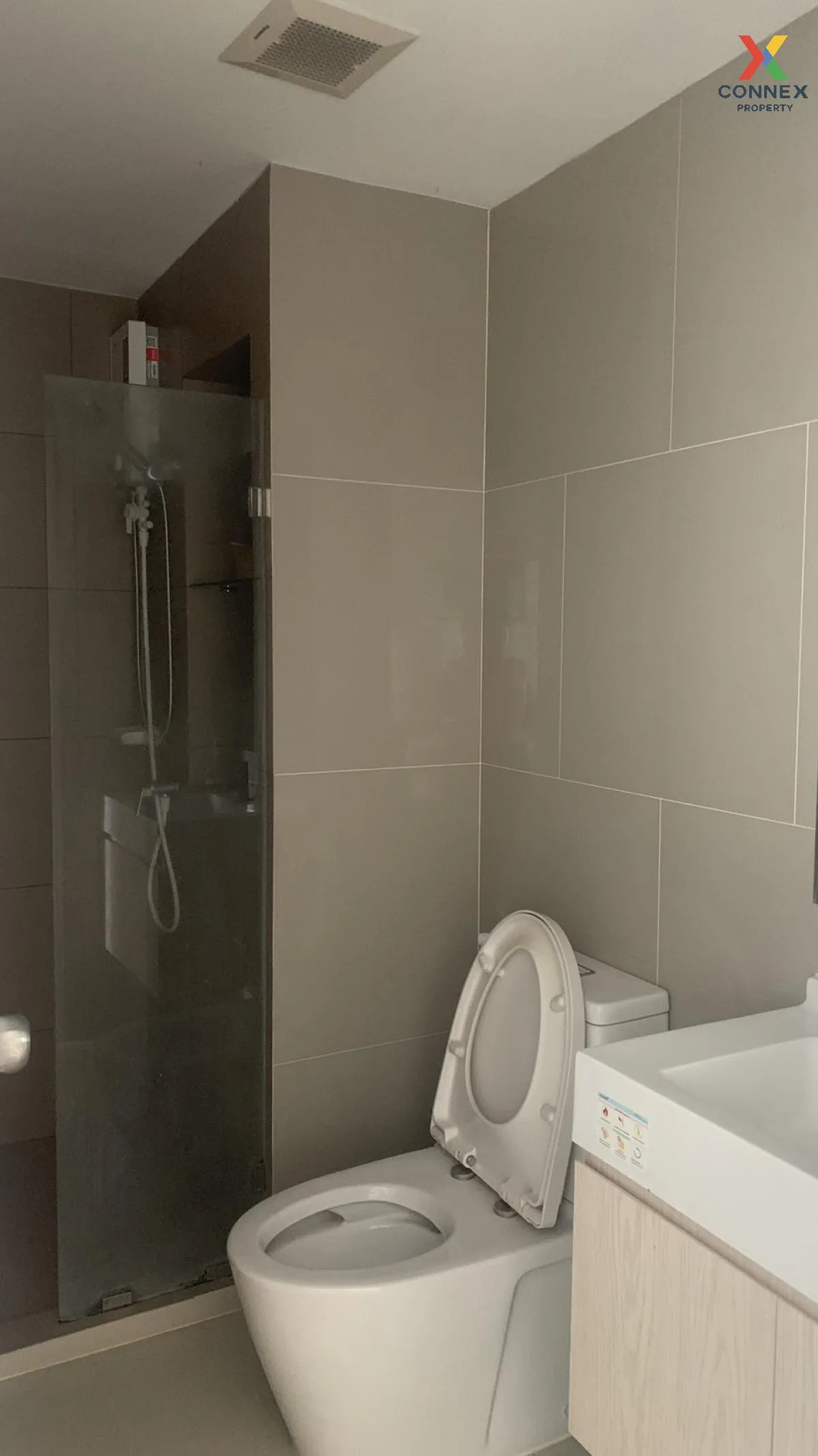 เช่าคอนโด  ริชพาร์ค @ ทริปเปิ้ล สเตชั่น ARL-หัวหมาก สวนหลวง เขต ส