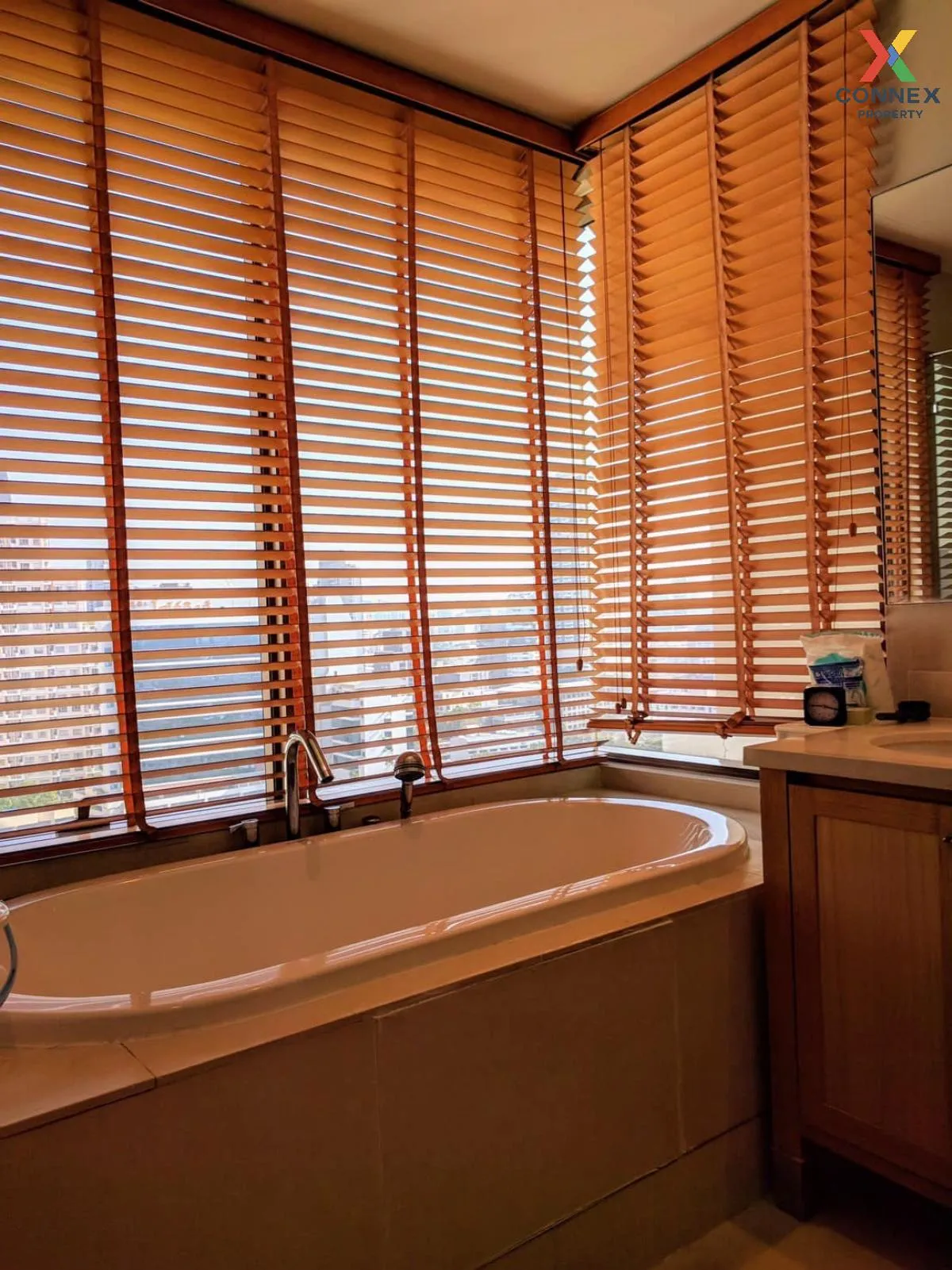 For Rent Condo , The Emporio Place , BTS-Phrom Phong , Khlong Toe