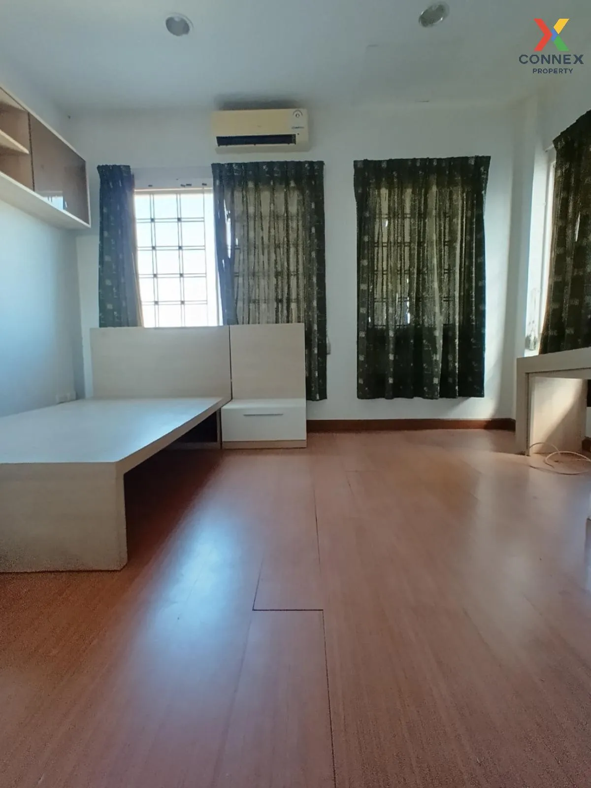 For Sale Townhouse/Townhome  , Baan Klang Muang Rama 9-New Krungt